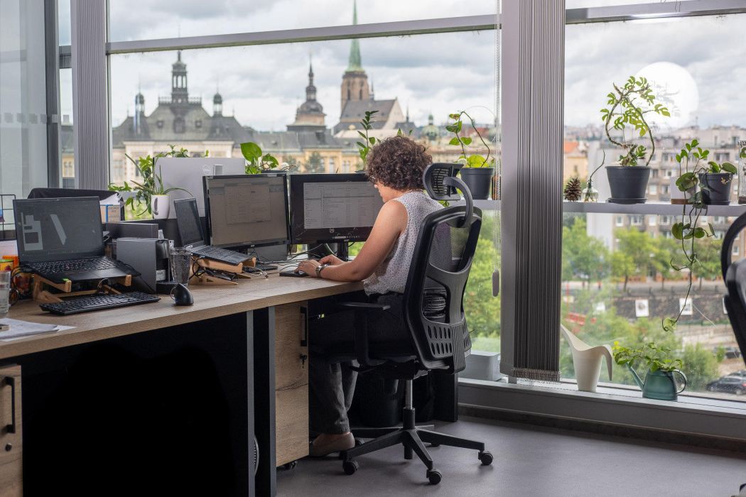 ob_ocn_web__HP_dlazdice_centrala Centrála